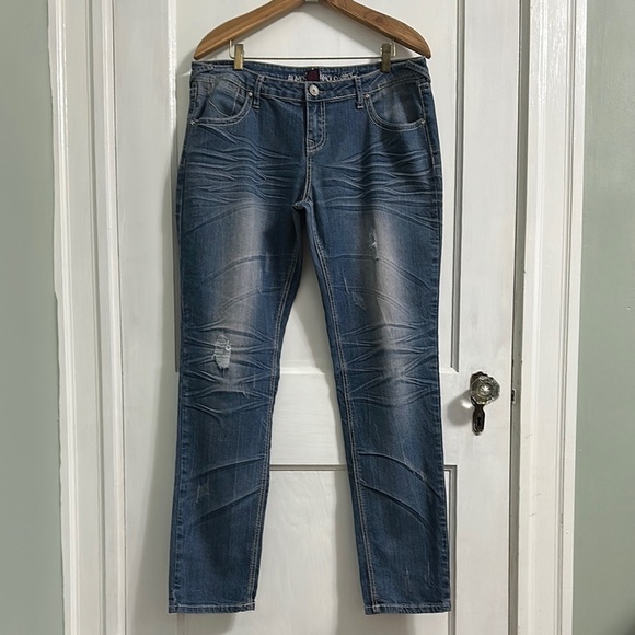 Almost Famous Always Fabulous Distressed Skinny Jeans - Regular Wash - Picture 1 of 16